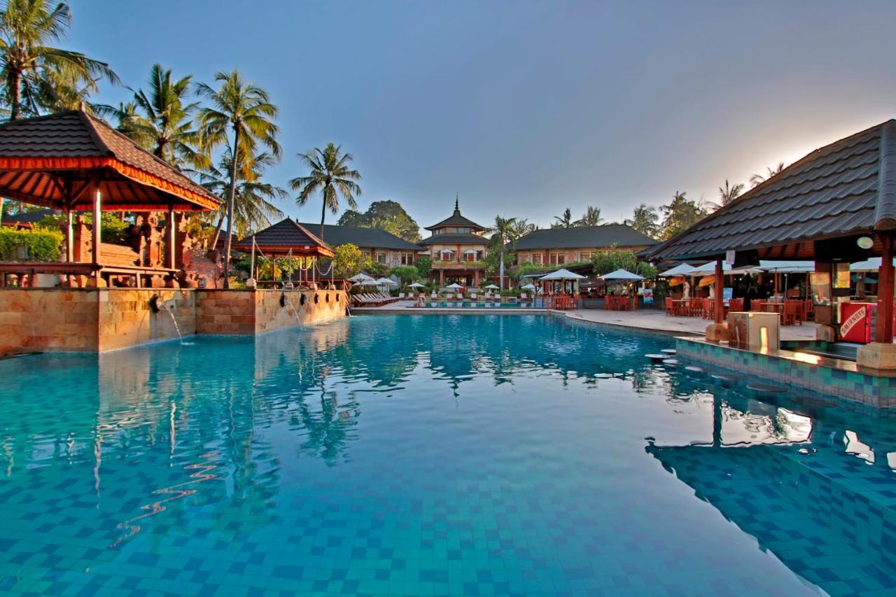 The Jayakarta Bali Beach Resort Legian  Exterior photo